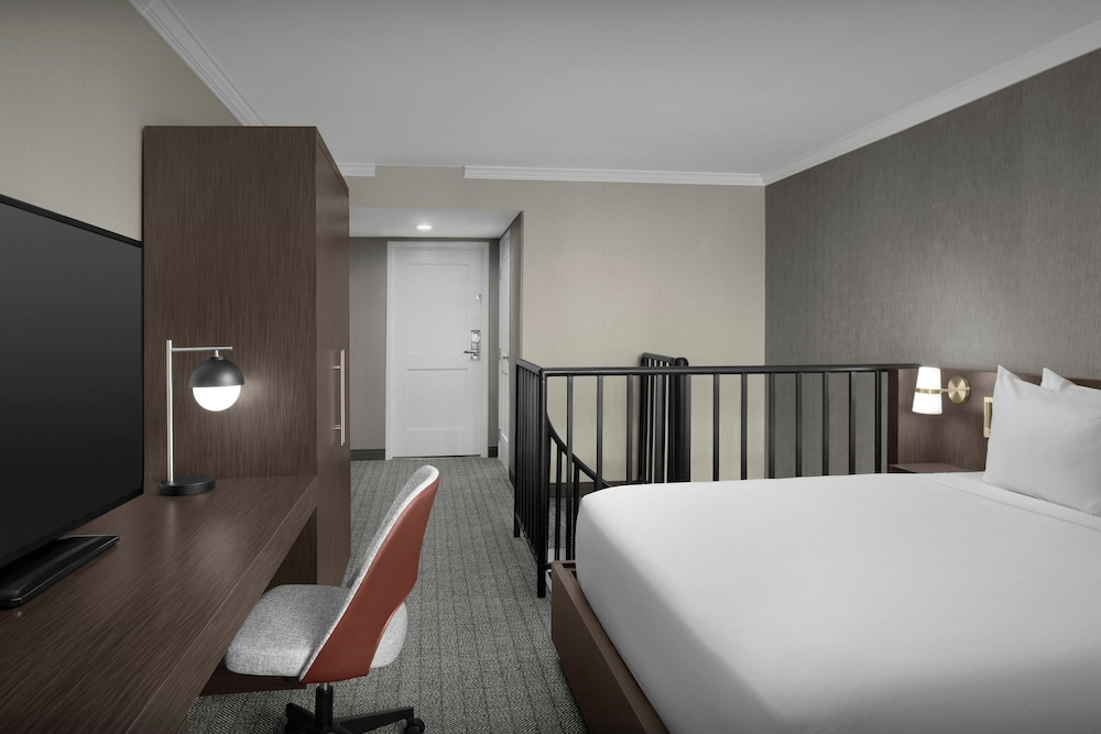 Courtyard by Marriott San Diego Downtown Little Italy - photo 12