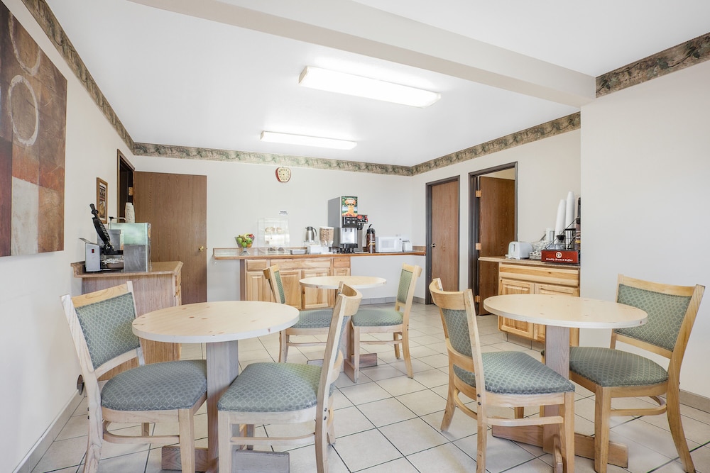FairBridge Inn & Suites Moscow Pullman - photo 36