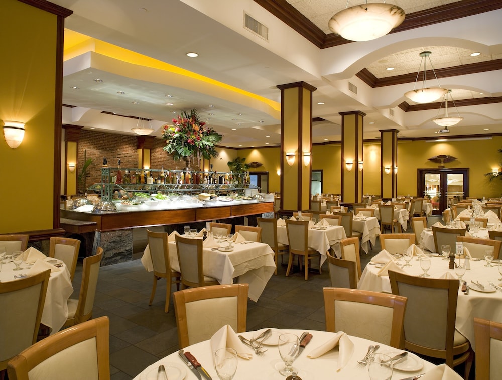 The Belvedere Hotel - photo 27