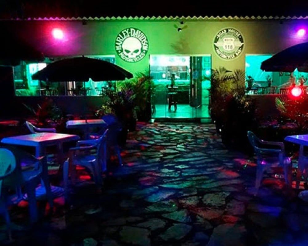 Road House Rota 118 Motorcycle Hotel in Anapolis, Brasil
