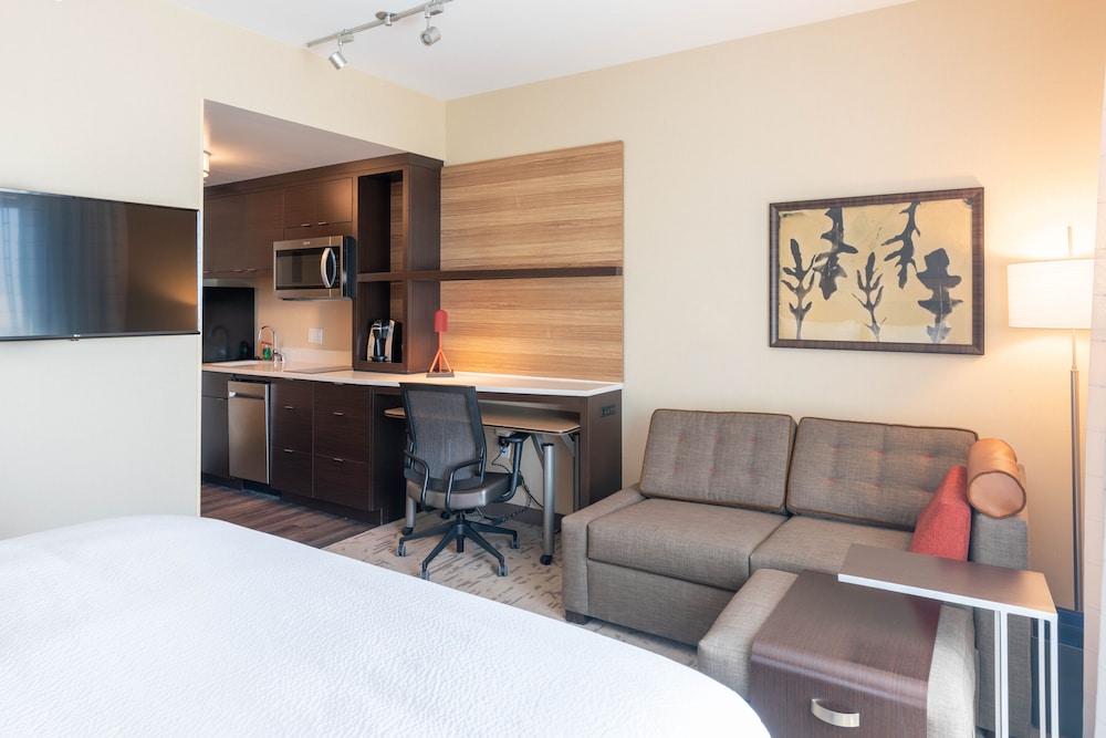 TownePlace Suites by Marriott Agoura Hills - photo 19