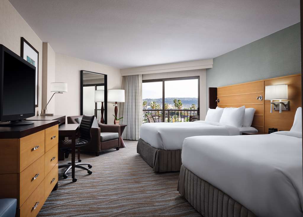 Sonesta Redondo Beach & Marina - photo 35