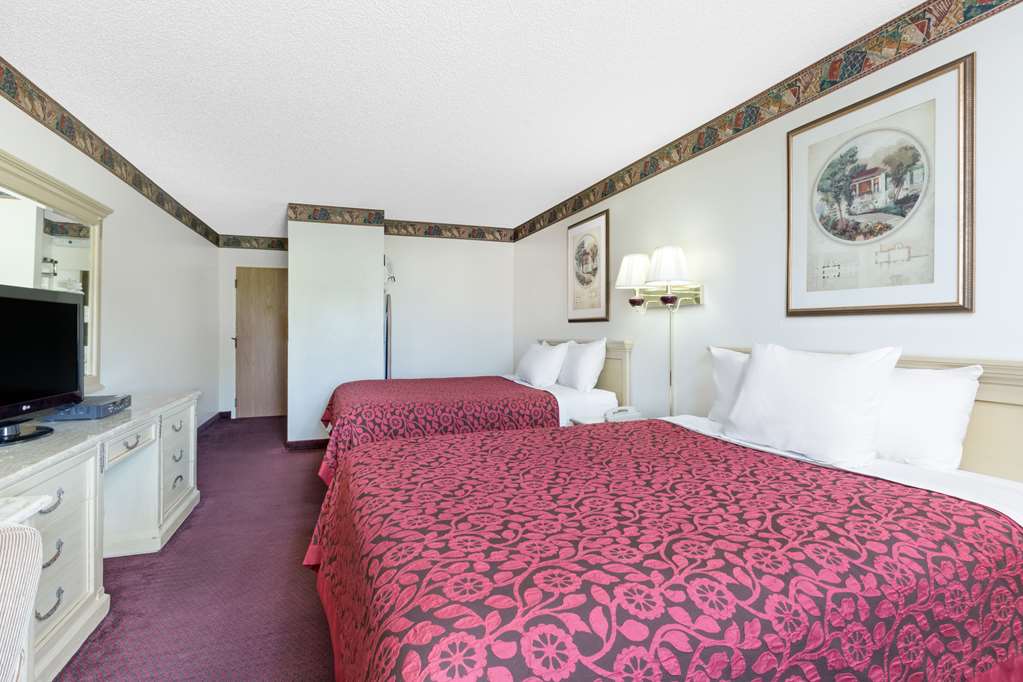 Days Inn by Wyndham Concordia - photo 9