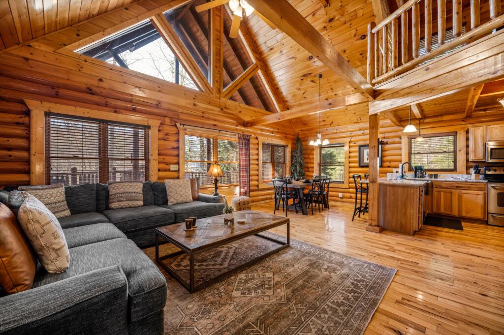 Blackjack - last minute hotel in Gatlinburg