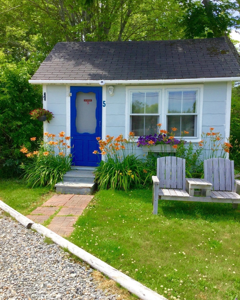 Isleview Motel and Cottages - photo 50
