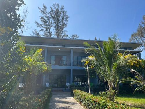 Dusit Long Beach — Ko Lanta — photo 2