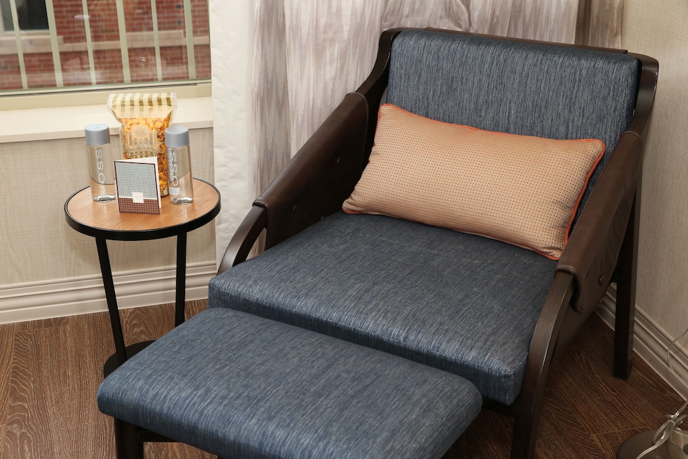Hotel Indigo Naperville Riverwalk by IHG - photo 36