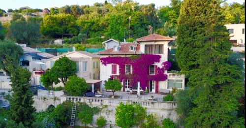 Castel Enchanté — 4-Star Luxury Hotel in Nice, France