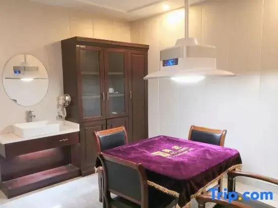 Liangnong Inn — hotel in Yuyao