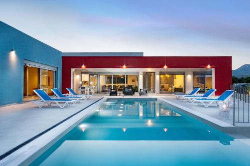 Gramvousa Villas — 4-Star Luxury Hotel in Kissamos, Greece