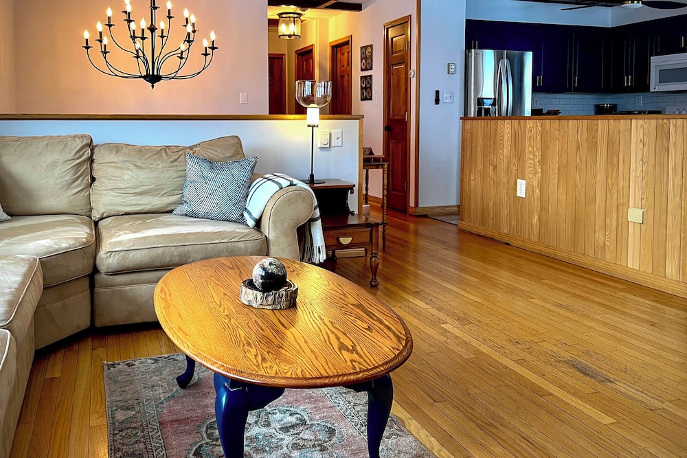 Vacation Rental Home 2 Mi to Windham Mountain - photo 6
