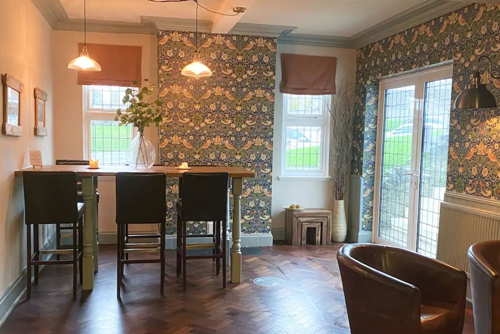 Goroomgo Pine Ridge Itanagar in Itanagar, India