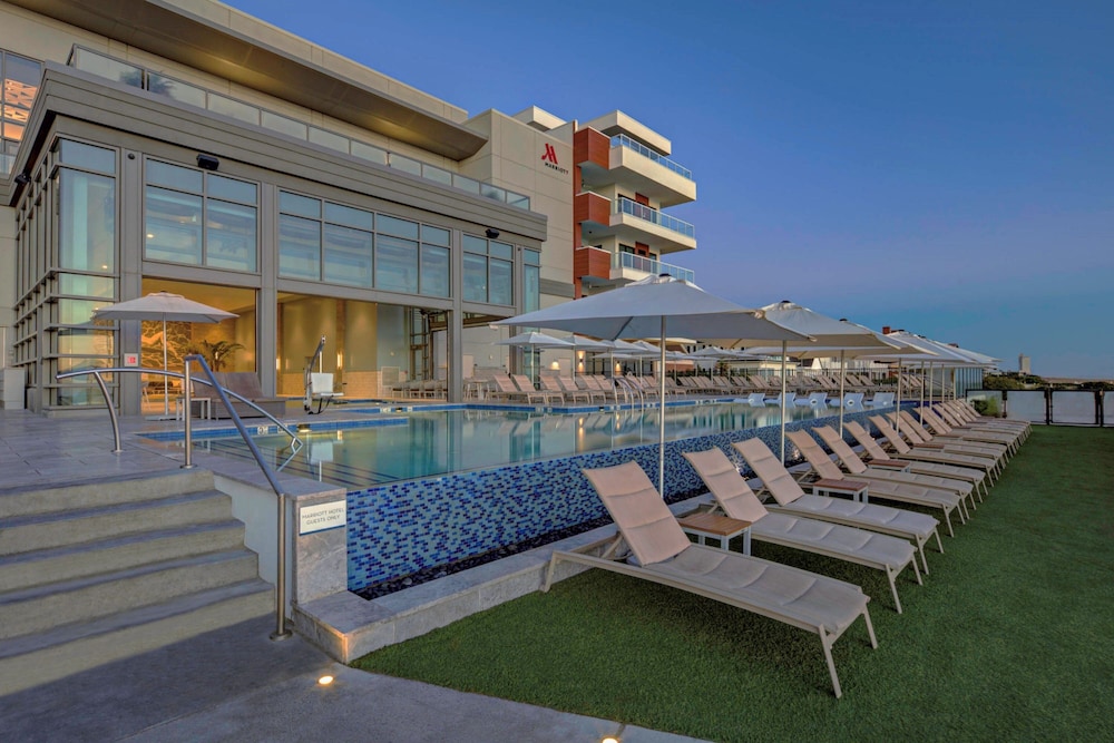 Marriott Virginia Beach Oceanfront Resort - photo 33