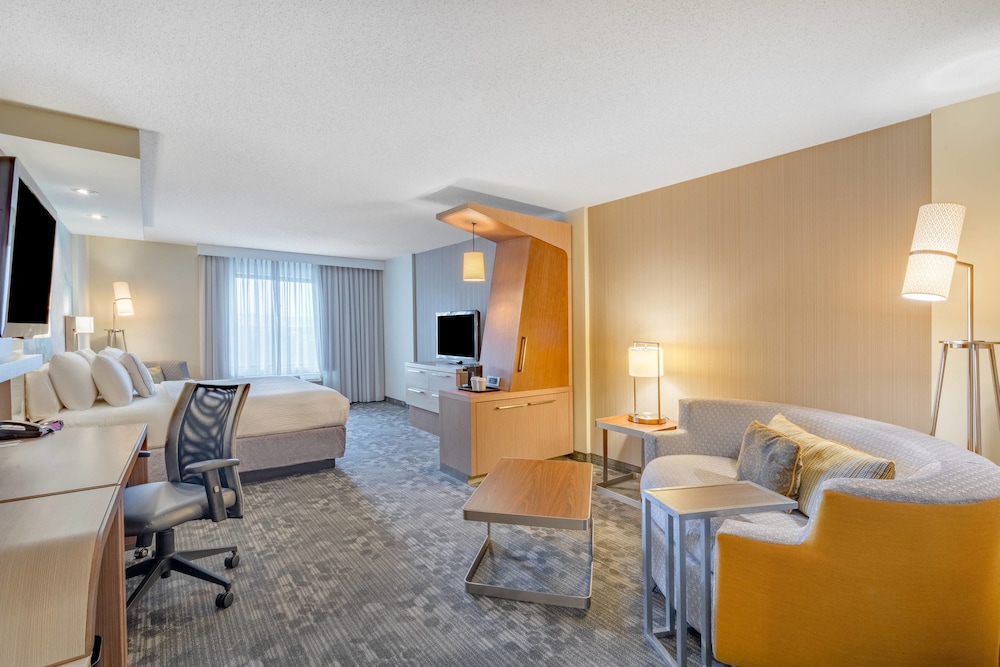Courtyard by Marriott Wilkes Barre Arena - photo 3