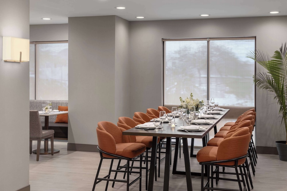 DoubleTree by Hilton Las Vegas Airport - photo 38
