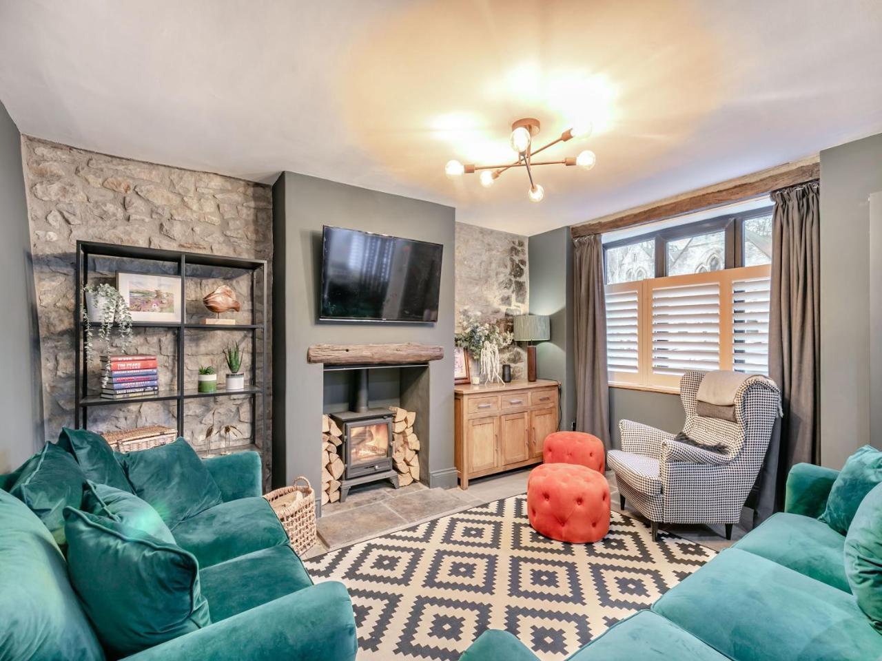 Verona House — 4-Star Luxury Hotel in Tideswell, United Kingdom