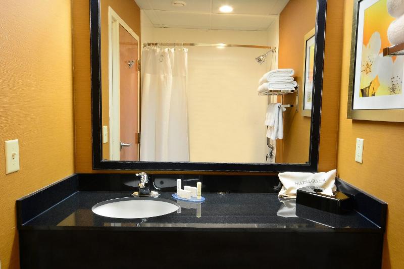 Fairfield Inn & Suites by Marriott Winston Salem Hanes Mall - photo 35