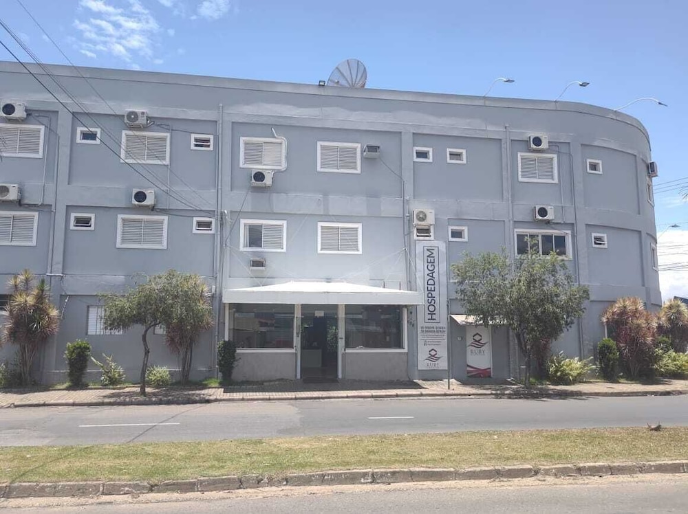 Ruby Hospedagens - carbon neutral hotel in Indaiatuba