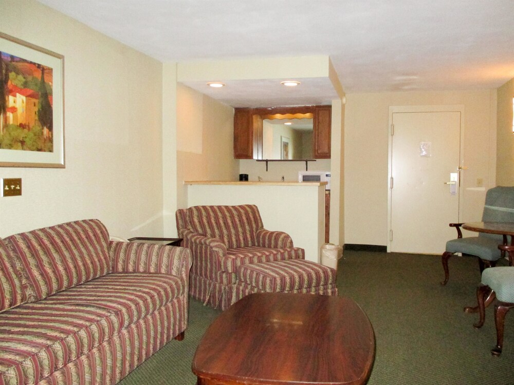 Motel6 Oriskany NY - photo 11