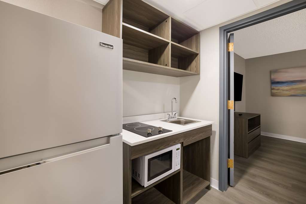 Suburban Studios Milwaukee Airport in Milwaukee, United States