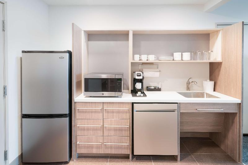 Home2 Suites by Hilton Brunswick - photo 45