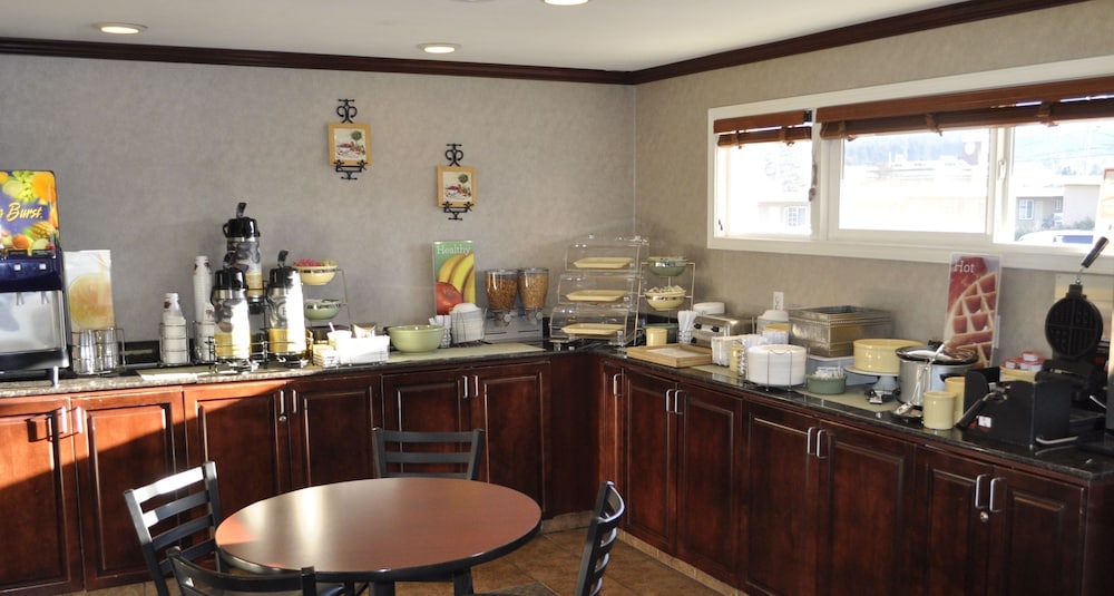 Uptown Inn - photo 38