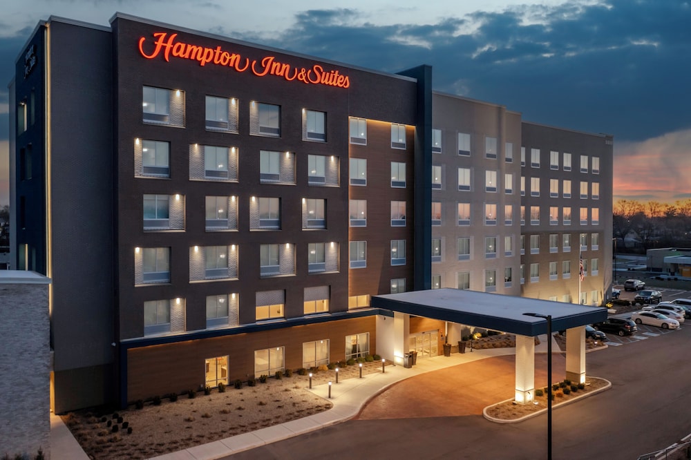 Hampton Inn and Suites by Hilton Indianapolis West Speedway - photo 28