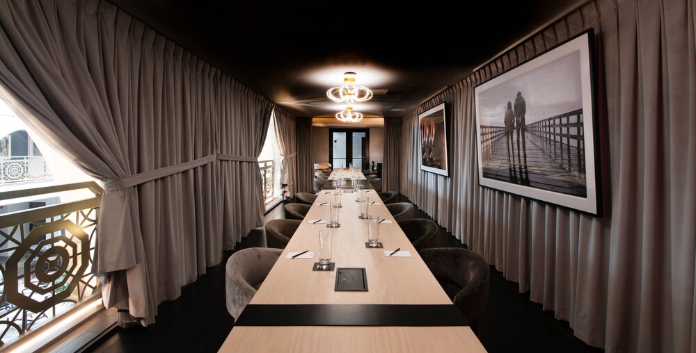 The Mayfair - photo 81