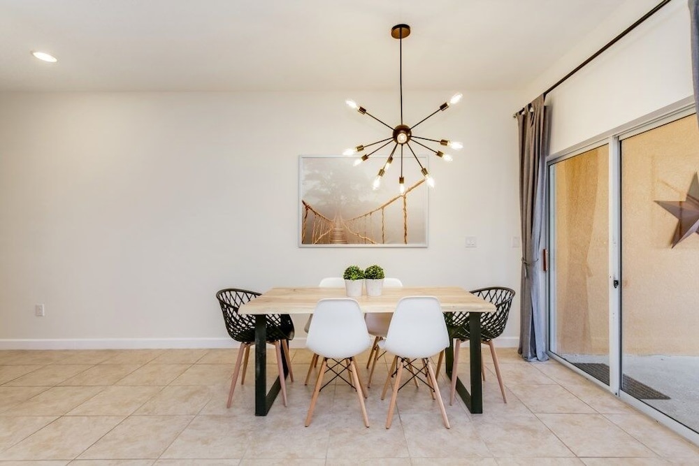 Paradise Palms Resort Town Home With Pool 4 Bedroom Townhouse by Redawning - photo 36