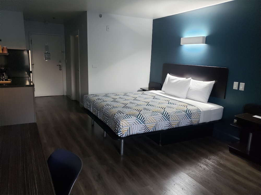 Studio 6 Suites Hesperia CA West Main Street I 15 — hotel in Hesperia