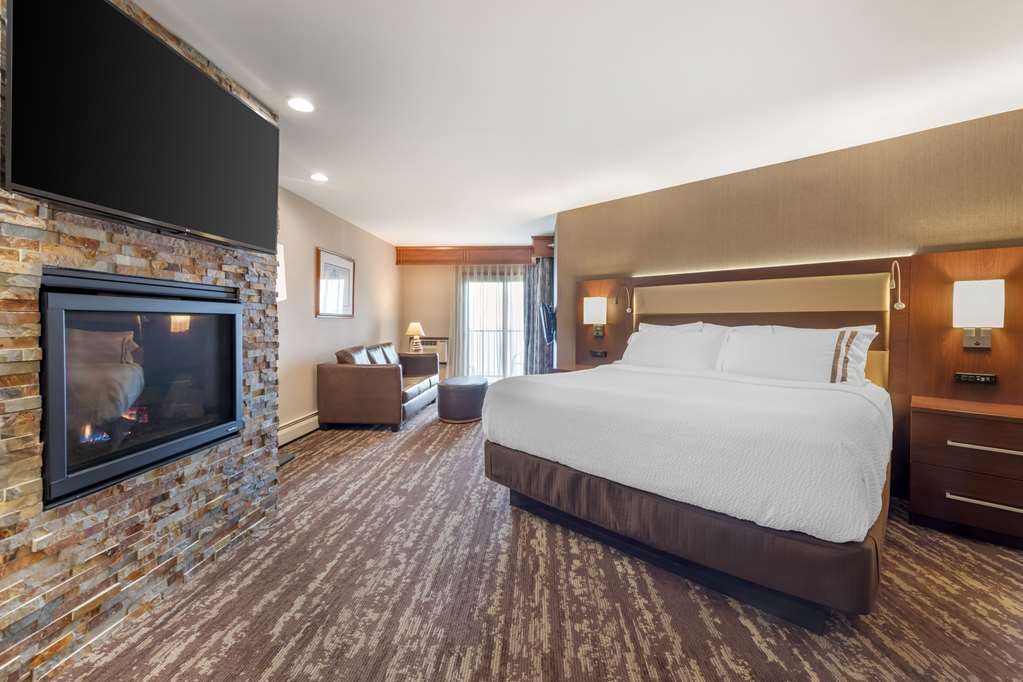 Best Western Plus Superior Inn - photo 64