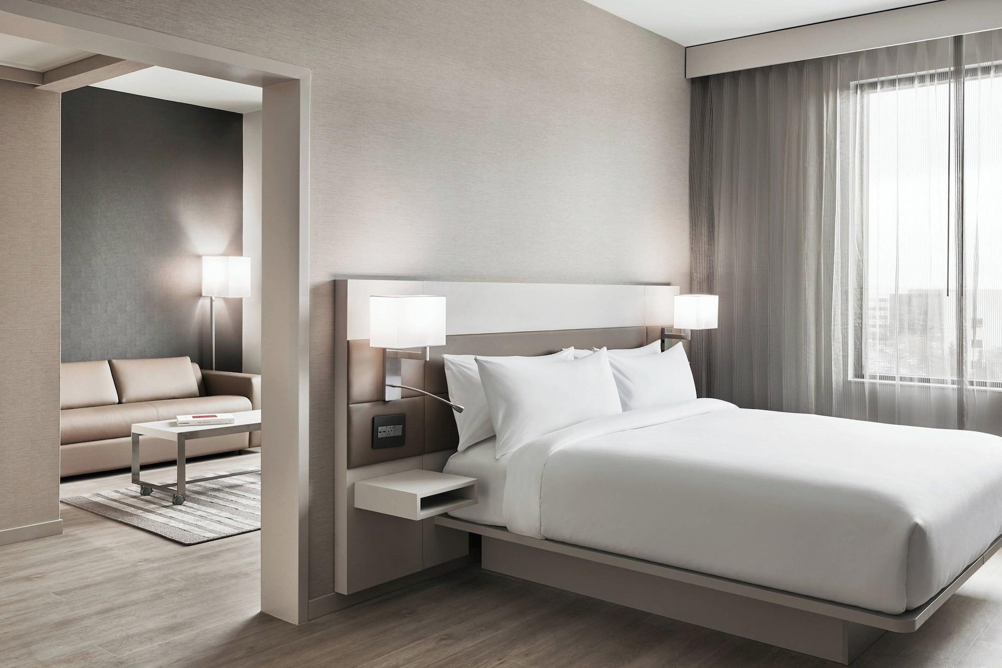 AC Hotel by Marriott Charlotte SouthPark - photo 27