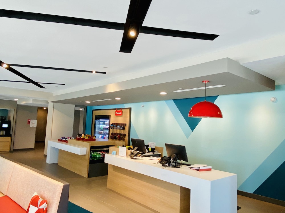 avid hotels Beaumont by IHG - photo 3