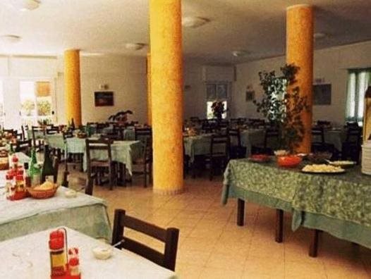 Hotel Laura — Cesenatico — photo 4