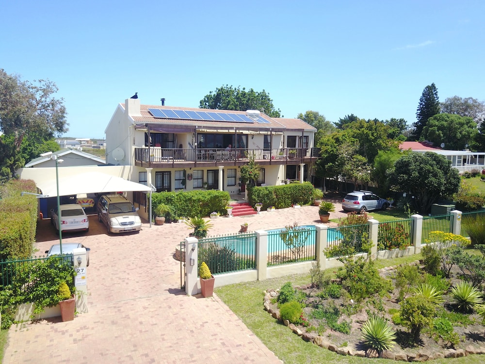 Lagoon Edge in Hermanus, South Africa