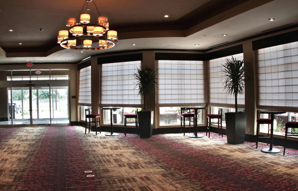 Hilton Garden Inn Victoria - photo 43