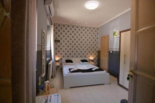 Rose Gold Panzió in Mako, Hungary