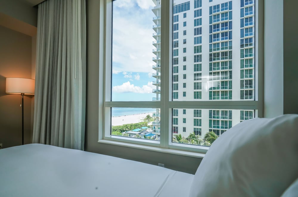 Palm Beach Singer Island Resort & Spa Luxury Suites - photo 29