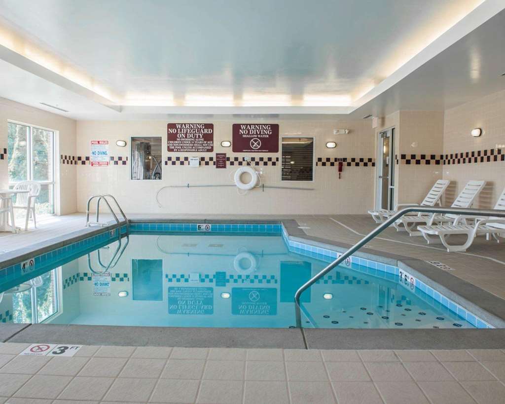 Comfort Suites Southport - photo 34