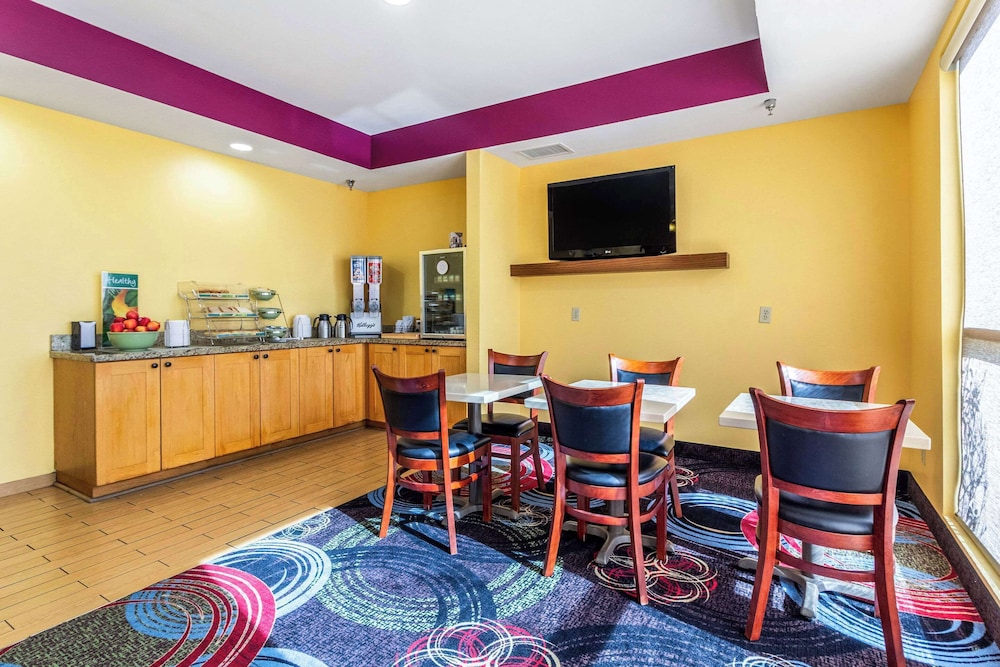 Quality Inn Texas City I 45 - photo 26
