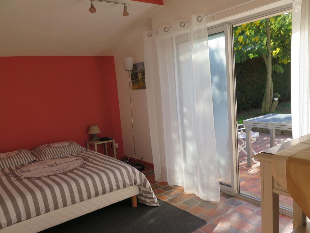 Chez Annick - carbon neutral hotel in La Fleche