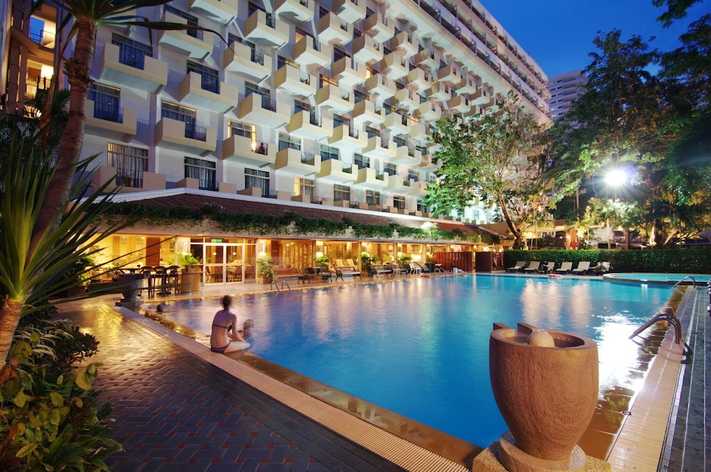 Golden Beach Hotel Pattaya — hotel in Pattaya