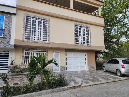 Apartamento familar moderno al sur de Buga — 4-Star Luxury Hotel in Guadalajara De Buga, Colombia