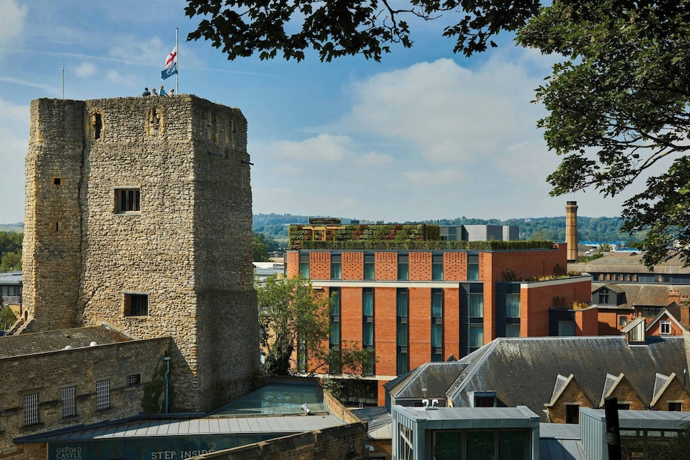 Courtyard by Marriott Oxford City Centre in Oxford, United Kingdom