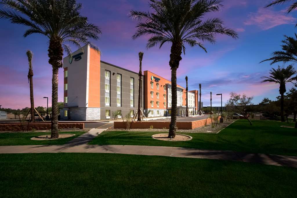 Woodspring Suites Chandler Airport - photo 3