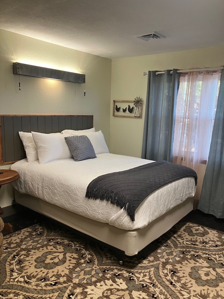 Prairie Rose Inn - photo 39