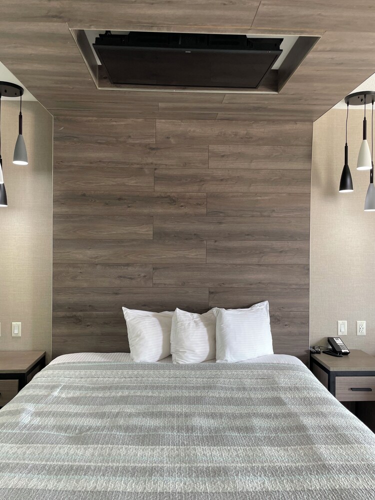 Express Inn Richey - photo 12
