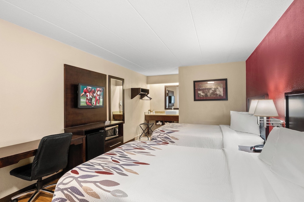 Red Roof Inn Lansing East MSU - photo 8