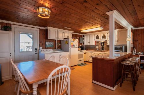 Heather Leigh by Oak Island Accommodations - photo 22