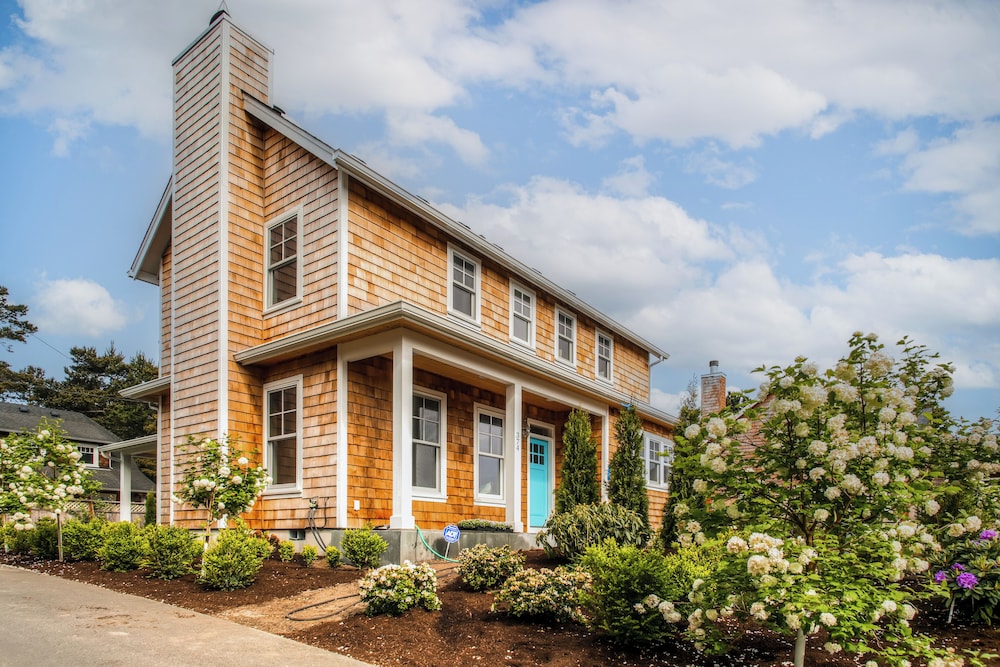 Modern Gearhart Getaway Walk to Beach and Downtown — hotel in Gearhart